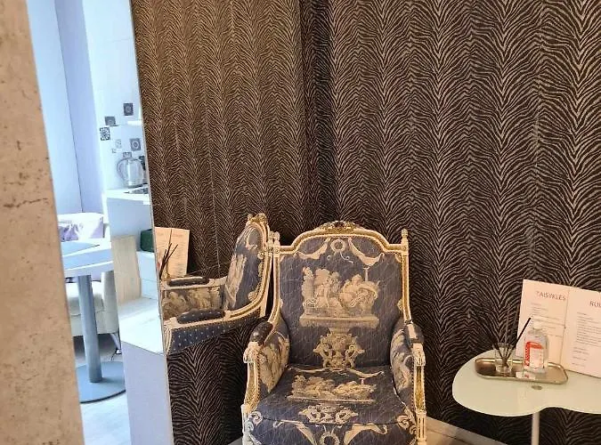 Dvieju Kambariu Butas Διαμέρισμα *